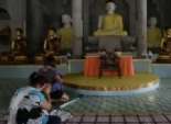  بالصور| البوذيون بكوالالمبور يحتفلون بذكرى بوذا في 