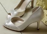 نصائح بسيطة تساعدك على اختيار الحذاء المناسب ليوم زفافك