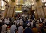 خطيب المسجد الأقصى يستنكر الصمت إزاء الممارسات الإسرائيلية في القدس
