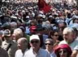  آلاف الأشخاص يتظاهرون ضد النازيين الجدد في اليونان 
