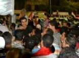 المتظاهرون يقطعون طريق بسيون - طنطا مطالبين برحيل الرئيس