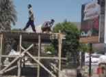  منصة خشبية ولافتات وخيام في ميدان السواقي بالفيوم استعدادا لـ30 يونيو 