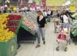 «الغرف التجارية» تنفى إقبال المواطنين على شراء المواد الغذائية