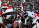 الأسر تحتشدون في ميدان الشهداء بالسويس استعدادا للاحتفال برحيل مرسي وجماعته عن الحكم