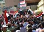  لليوم الثاني.. المتظاهرون يغلقون مبنى محافظة كفرالشيخ للمطالبة برحيل النظام 