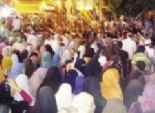 تزايد الحشود أمام ديوان محافظة المنيا فى جمعة 