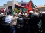  بالصور| الأمن الفلسطيني يفرق مسيرة ضد استئناف مفاوضات السلام برام الله 