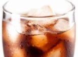  دراسة: الإفراط في تناول المشروبات الغازية يغير التركيبة الكيميائية للمخ 