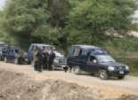 ضبط 4 سودانيين داخل سيارتين بدون تراخيص في المدقات الجبلية بالقصير