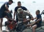  بالصور| فرق الإنقاذ تواصل البحث عن ناجين بعد غرق عبارة في الفلبين 