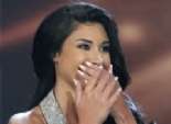 بالفيديو| ملكة جمال لبنان تسقط على خشبة المسرح