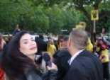 سيارة مصفحة وطاقم أمني لحماية مصور نايل سينما ووقفة احتجاجية للوفد المصري ترفع الأعلام المصرية