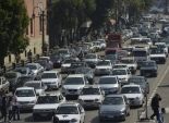 مجهولون يلقون بقع زيت أعلى 4 كباري في القاهرة لتعطيل المرور