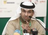  وزير الدولة الإماراتي يتفقد نموذجا لحافلات مشروع 