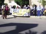 طالبات المعهد الأزهرى يتظاهرن تحت شعار«التزويغ هو الحل»