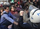 استئناف محاكمة شرطي تركي متهم بقتل متظاهر الاثنين