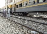 مصرع موظف تحت عجلات القطار أثناء عبوره السكة الحديدة بأبو النمرس
