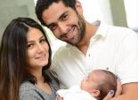  محمد كيلاني ينشر صورة زوجته وابنه 
