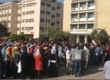 تظاهر طلاب الإخوان أمام مكتب عميد 