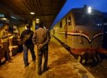 عاجل| توقف حركة قطارات المنيا إثر خروج عربة قطار عن القضبان