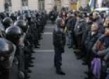 الشرطة الأوكرانية تقر باستخدام الأسلحة النارية