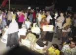 رصيف قصر الاتحادية يتحول إلى «هايد بارك» ضد «مرسى»