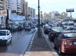  مواطنون يقطعون طريق الكورنيش بالاسكندرية بسبب تعطل ماكينات صرف الخبز
