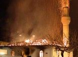 مجهولون يضرمون النار بمسجد في مدينة طرابلس شمال لبنان