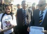بالصور| محافظ جنوب سيناء يوقع على استمارة لتنصيب السيسي رئيسا بلا انتخابات