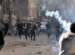  الأمن يطلق قنابل الغاز على المتظاهرين بشارع البطل أحمد عبد العزيز 