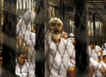أهالى متهمي أحداث بورسعيد يتظاهرون احتجاجا على تعذيبهم