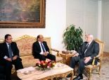 منصور يلتقي وزير الخارجية الموريتاني ويتسلم رسالة من ولد عبد العزيز