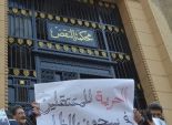 الأمن يلقي القبض على شقيقة علاء عبد الفتاح في مسيرة الاتحادية