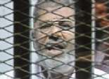 دفاع مرسي يطالب بإدخال السيسي ومبارك وطنطاوي وعنان كمتهمين في قضية اقتحام السجون