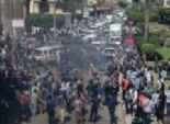  عاجل| اشتباكات طلاب الإخوان والأهالي في شارع منشية الصدر 