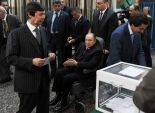 انتخابات الرئاسة فى الجزائر: «بوتفليقة» يدلى بصوته على «كرسى متحرك»