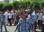 خريجو الثانوية بالإسكندرية يواصلون احتجاجهم لفتح باب التحويل الورقي 