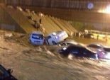 بالفيديو| السيول في السعودية تجرف السيارات وتغلق الشوارع