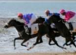 بالصور| سباق الخيول ذو الجذور التاريخية على شواطئ إسبانيا