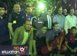بالصور| لاعبو الزمالك يهدون السفير المصري بالكونغو قميص الفريق خلال حفل عشاء