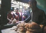  عاملو جمعيات توزيع الخبز بكفر الشيخ يتظاهرون أمام ديوان المحافظة اعتراضا على المنظومة الجديدة