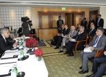 «محلب» لمستثمرين عرب وإماراتيين: إتمام انتخابات الرئاسة بنجاح ضمانة الاستقرار والنمو الاقتصادى