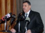  رئيس وزراء سوريا الأسبق يطالب الجامعة العربية بمنح 