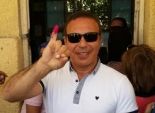 بالصور : أيمن يونس يصوت للسيسي في انتخابات الرئاسة