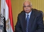 محافظ القاهرة يقبل 10 آلاف طفل فى دور 