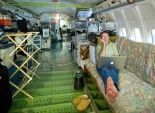 بالصور| أمريكي يحول طائرة قديمة إلى منزل 