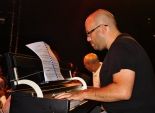 عازف بيانو يروّج لحفلات الأوبرا بلغة الـ«فيس بوك»: «هنقدم لكم أوركسترا أبوحمادة السيمفونى»