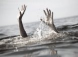 قوات الإنقاذ النهرى تبذل جهودا لانتشال جثة شاب غرق فى مياه وادي الريان بالفيوم