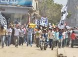 أعضاء الحركات الثورية يتجمعون في مصر الجديدة استعدادا لانطلاق مسيرة  قصر الاتحادية