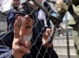 الفلسطينيون المضربون عن الطعام في السجون الإسرائيلية يعلقون إضرابهم